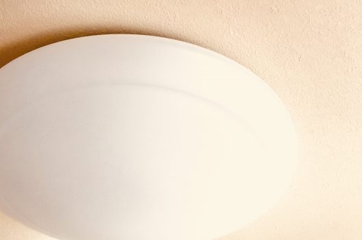 自分で取り付けできる照明