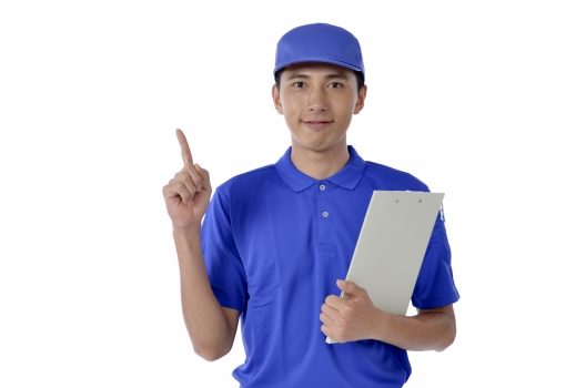 エアコンを設置するときにかかる追加費用とは