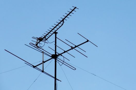 悪天候がもたらすアンテナへの影響
