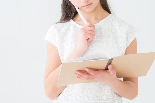 コンセントの交換は安い?