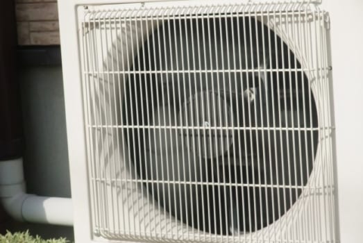 室外機を置く場所がないときの代替法4つ